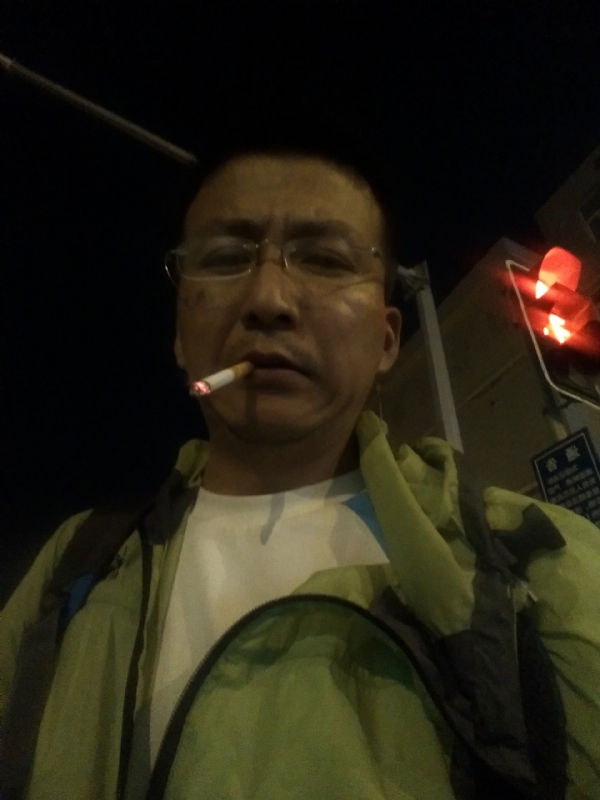 认真的生活的第一张照片--大连交友中心